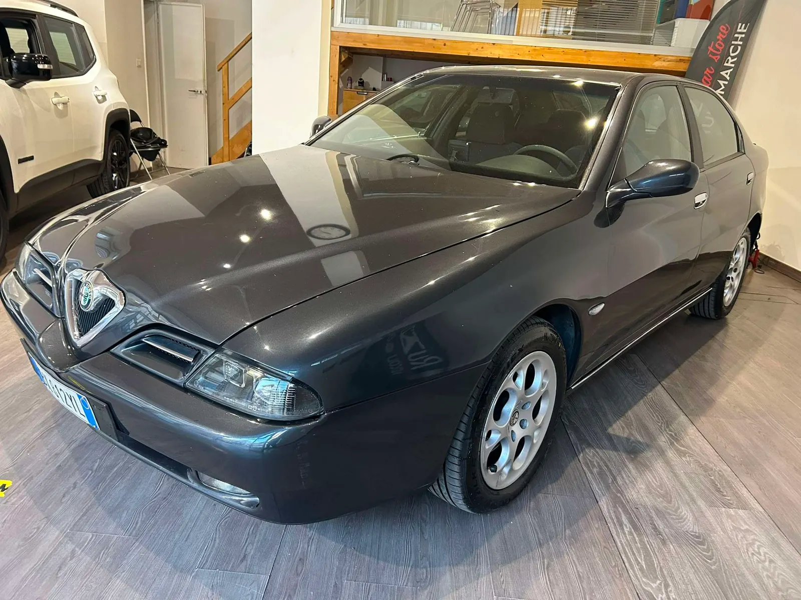 Alfa Romeo 166 2.4 JTD Distinctive 2001 – foto 8