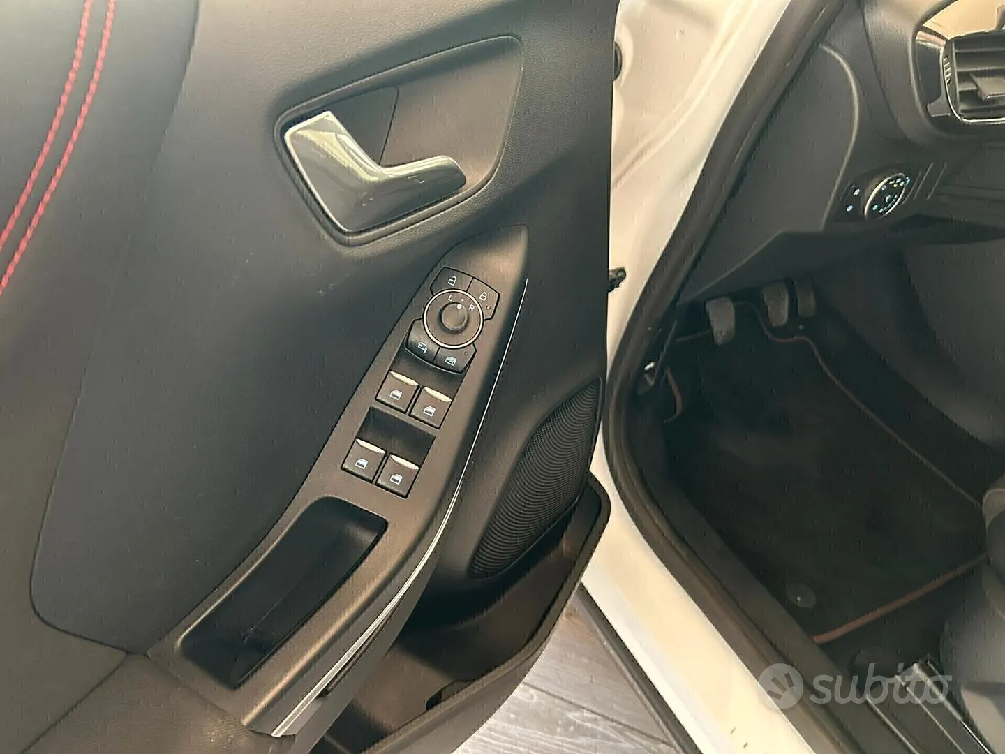Ford Puma 1.0 EcoBoost Hybrid 125 CV ST-Line X 2021 – foto 11