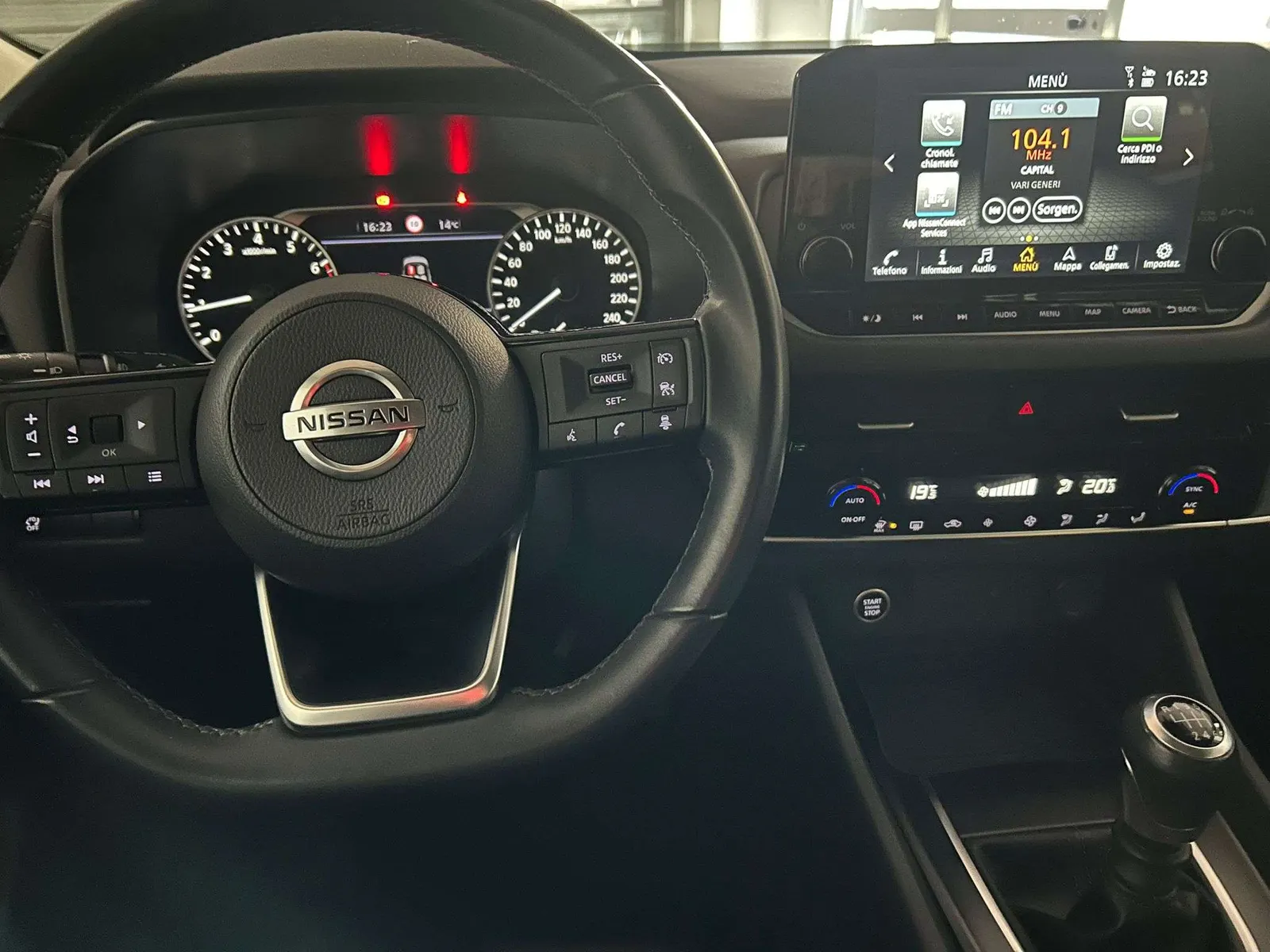 Nissan Qashqai 1.3 MHEV 140 CV N-Connecta 2022 – foto 3